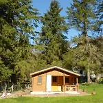 Semesterbostad Holz-blockhaus Fuer Vier Personen Mit Terrasse By Interhome Beltheim
