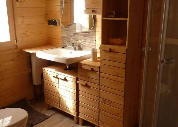 Vakantiehuis Holz-blockhaus Fuer Vier Personen Mit Terrasse By Interhome *